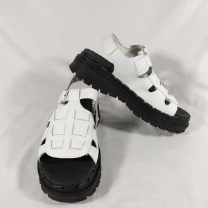 Skecher's Fisherman Sandal Women's Luxe Foam White